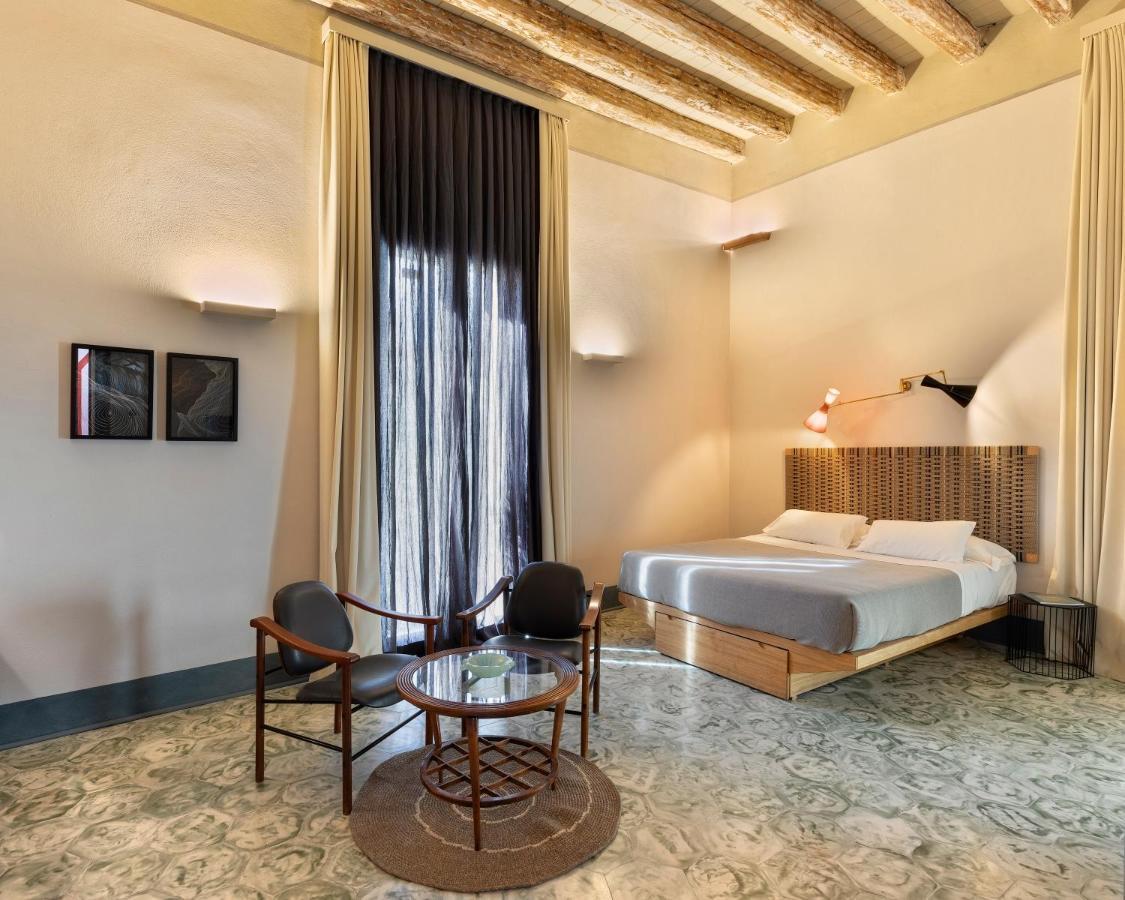 Palazzo Calo Aparthotel Бари Екстериор снимка