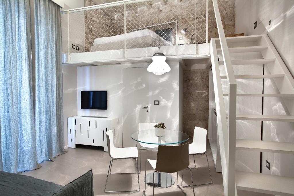 Palazzo Calo Aparthotel Бари Стая снимка