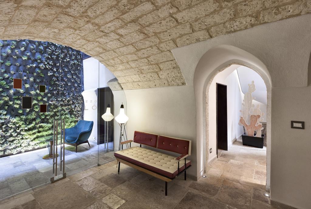 Palazzo Calo Aparthotel Бари Екстериор снимка