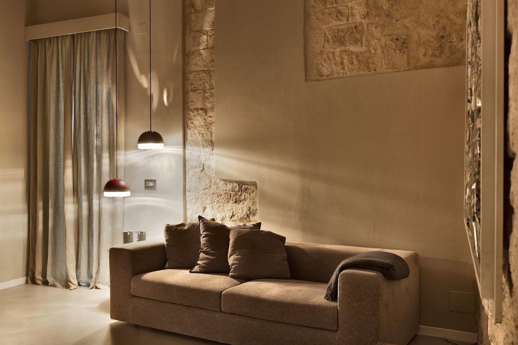 Palazzo Calo Aparthotel Бари Екстериор снимка